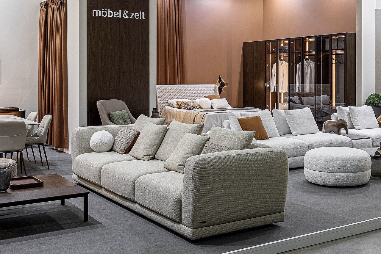 Диван Möbel&Zeit в шоуруме аутлета